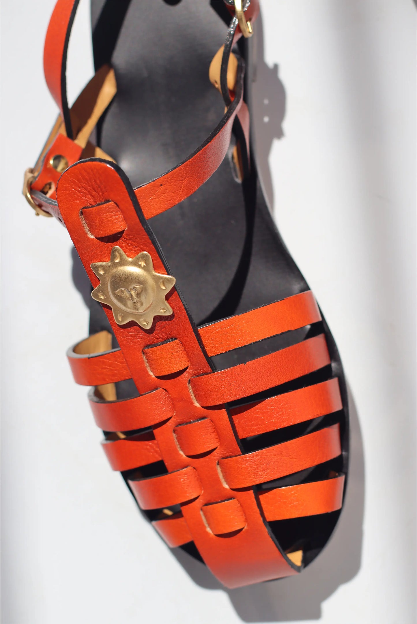 Safran + Black Touch + Sun - Black Sole - Fisherman Sandals