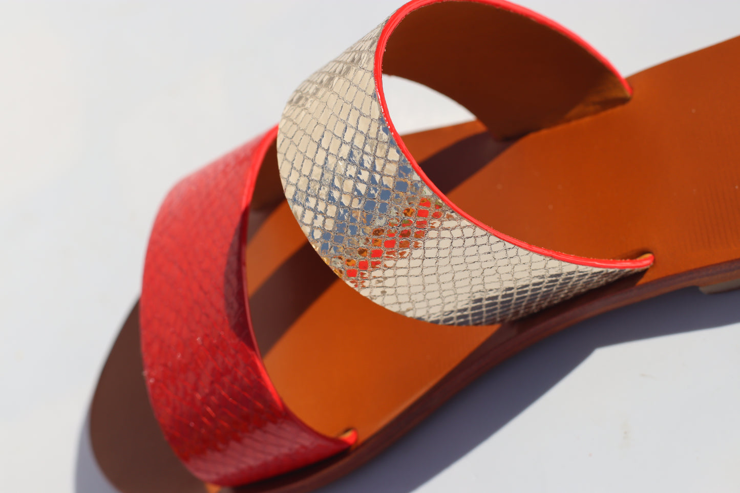 Bicolor leather sandals