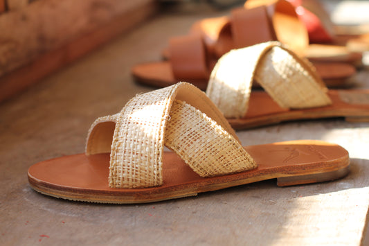 Camomille - Cross Sandals