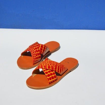 Hot Summer - Camel Sole - Cross Sandals