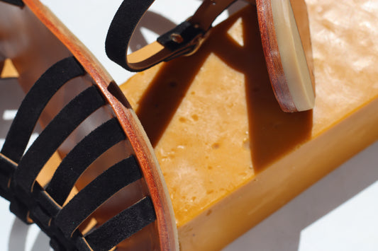 Photo of the sandals on wax