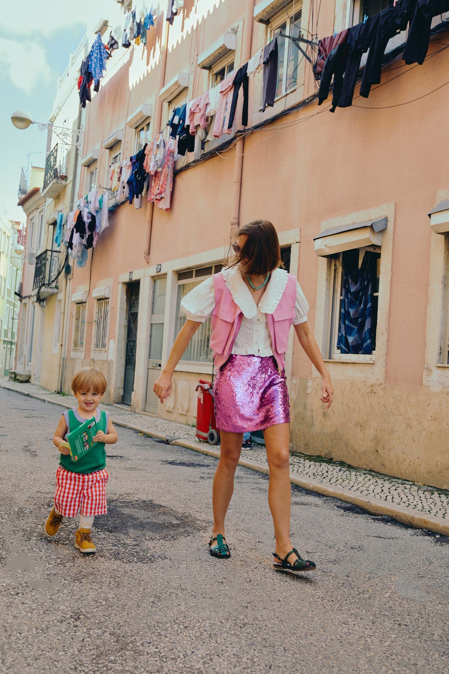 A mum and son in Lisbon streets