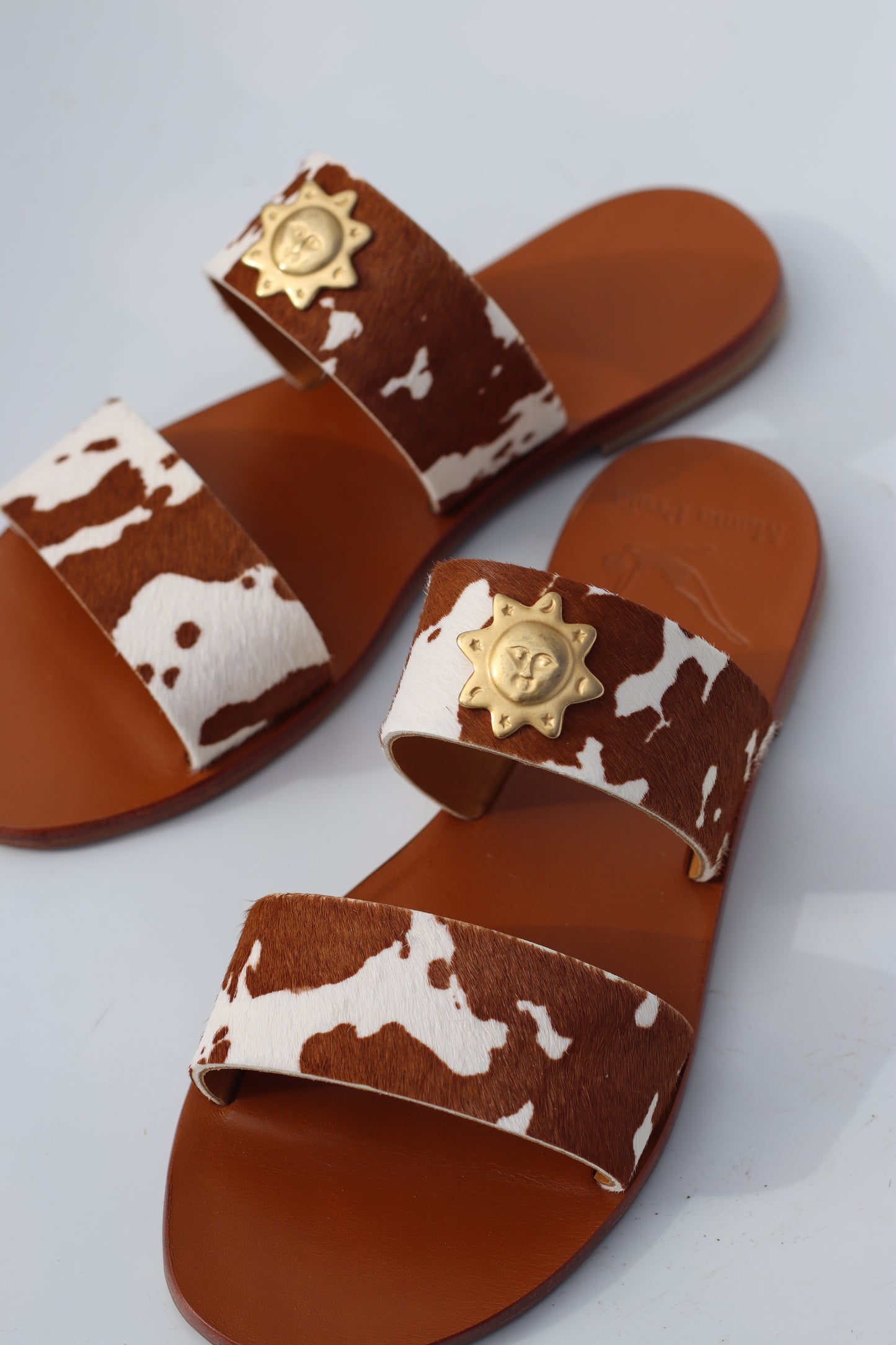 Cow Sun - Camel Sole - Two-Strap Sandals