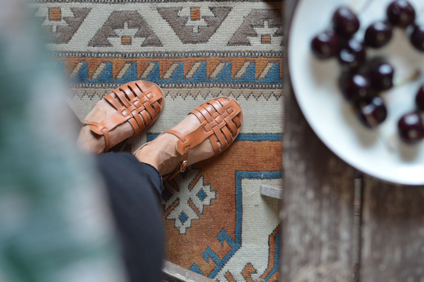 sandales artisanales en cuir marron