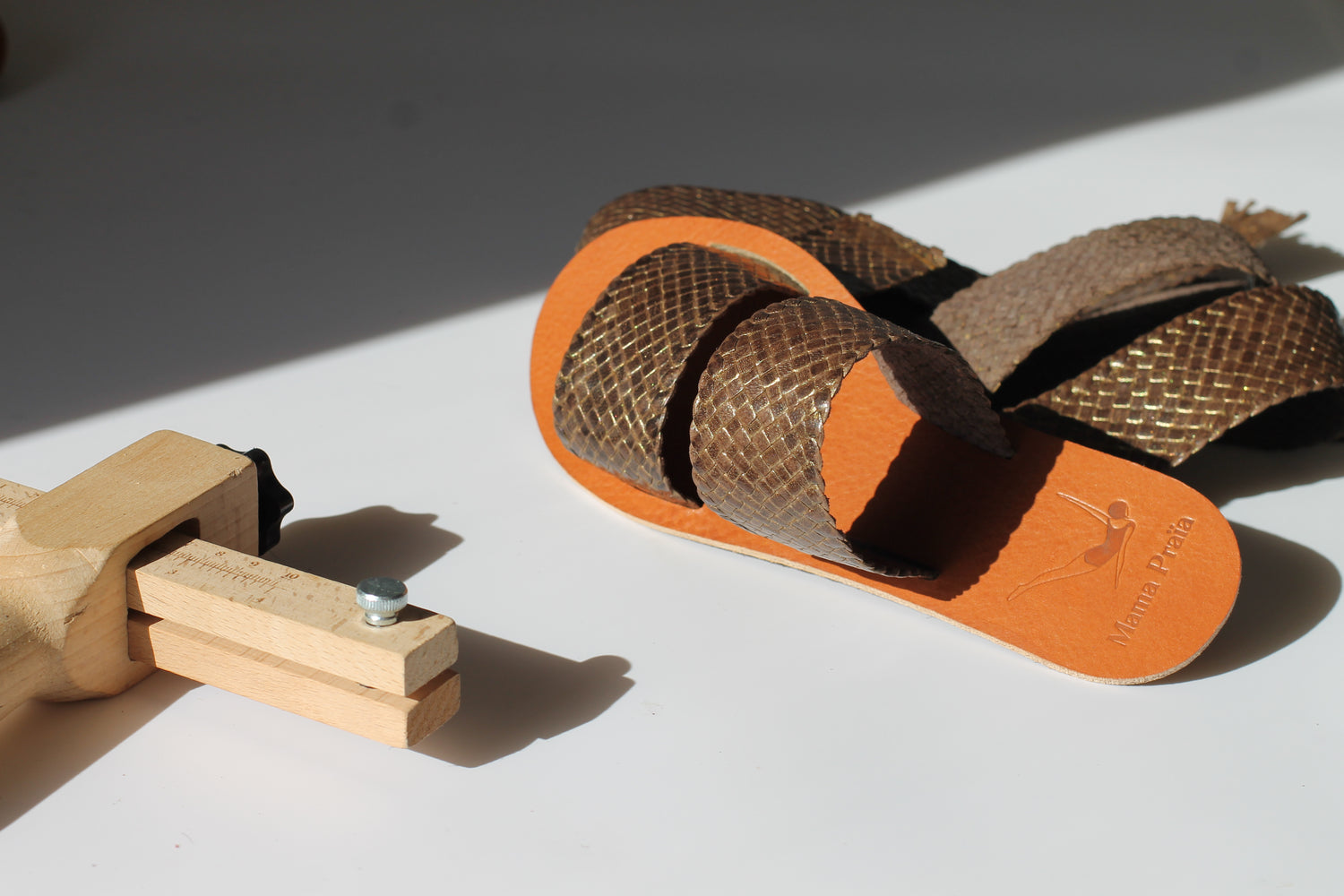 Sandale artisanale en cuir