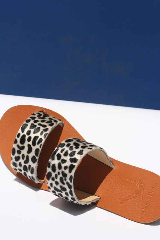 sandales plates leopard blanche et noires